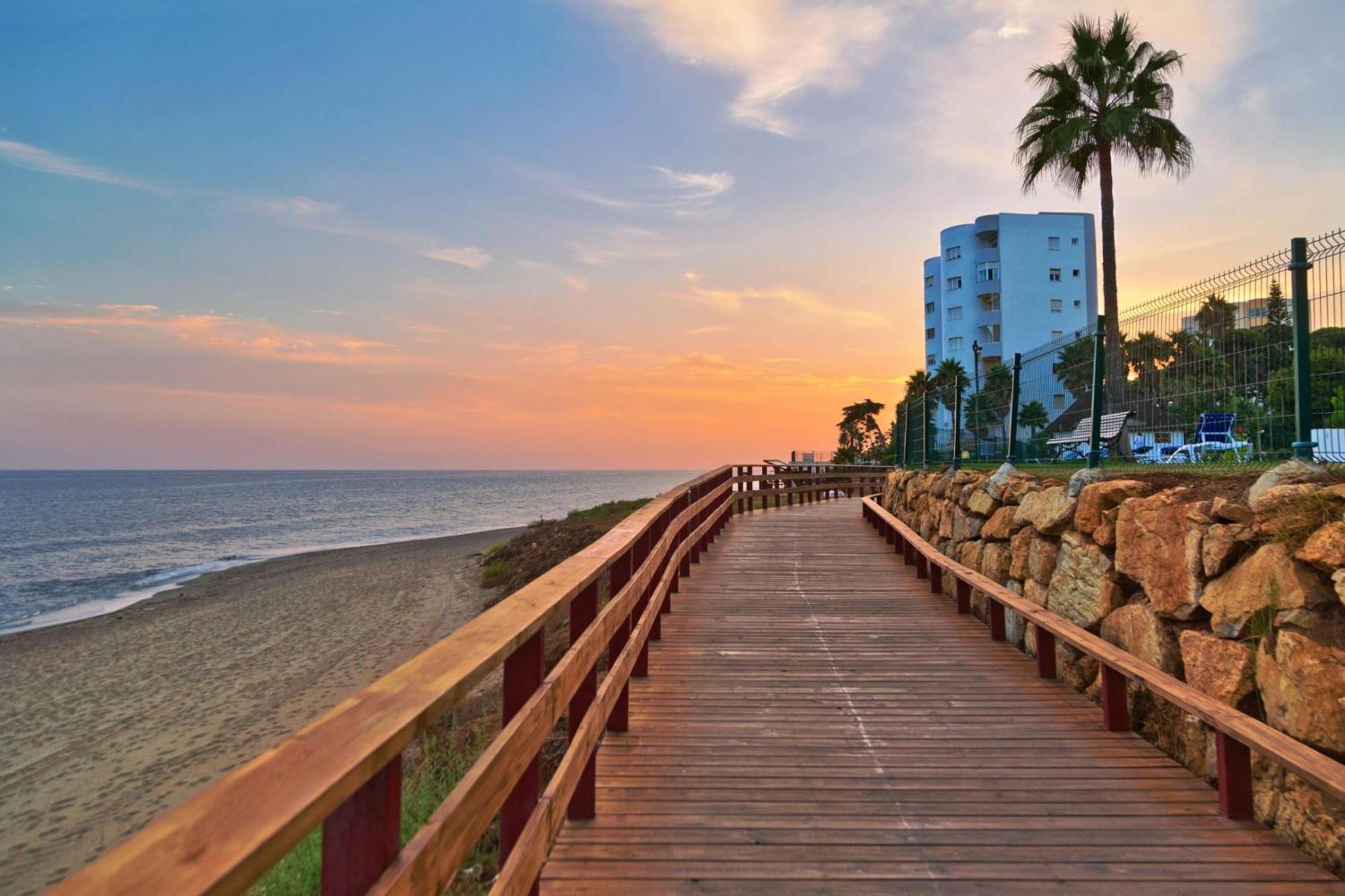 Mi Capricho Beach Front Sea View & Pool - Happy Rentals Sitio de Calahonda Buitenkant foto