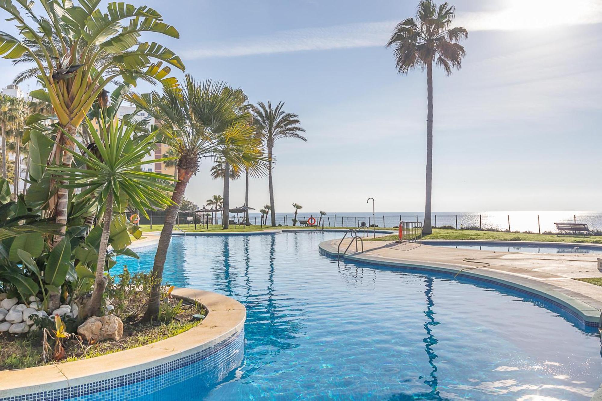 Mi Capricho Beach Front Sea View & Pool - Happy Rentals Sitio de Calahonda Buitenkant foto