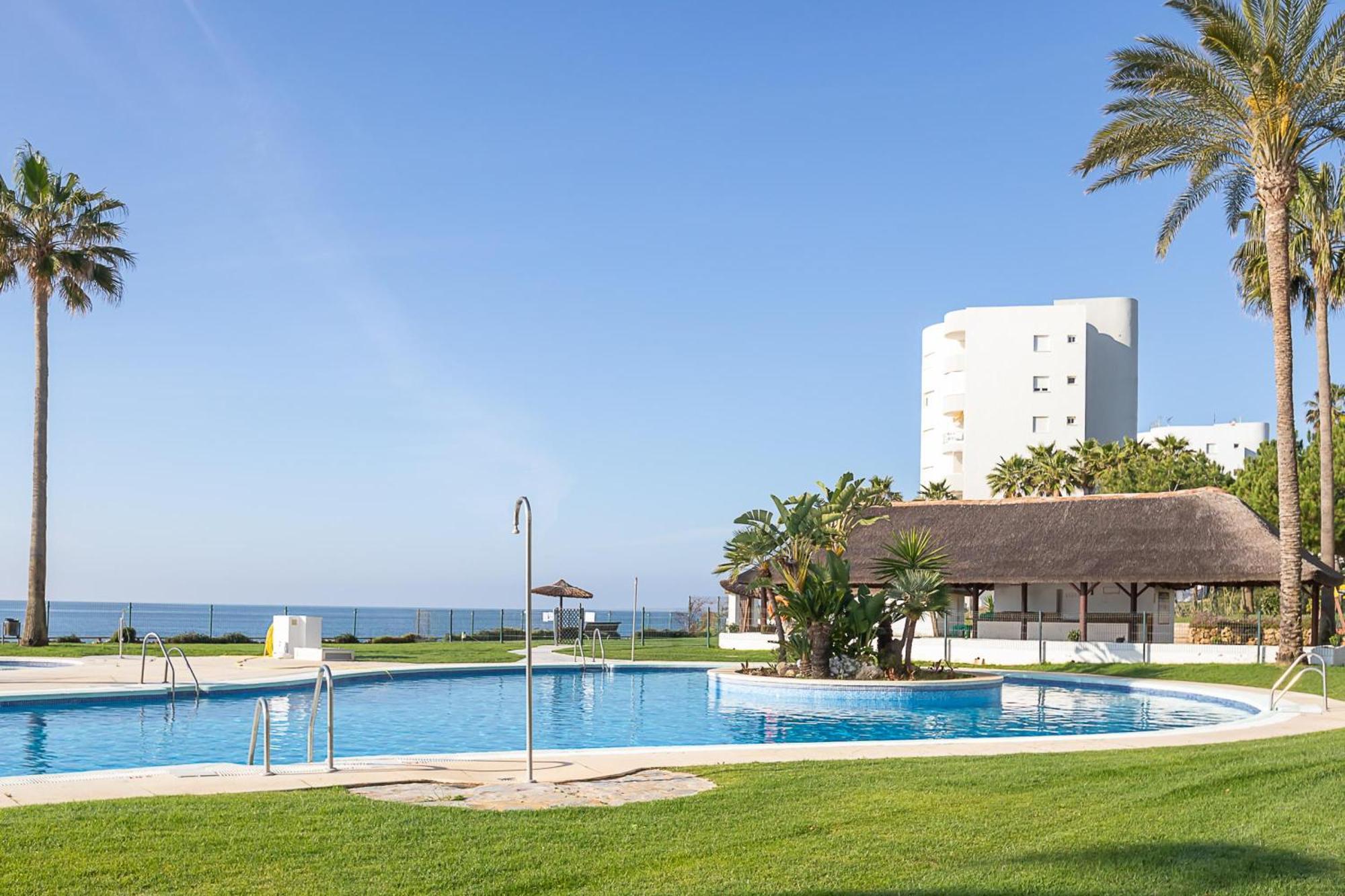 Mi Capricho Beach Front Sea View & Pool - Happy Rentals Sitio de Calahonda Buitenkant foto