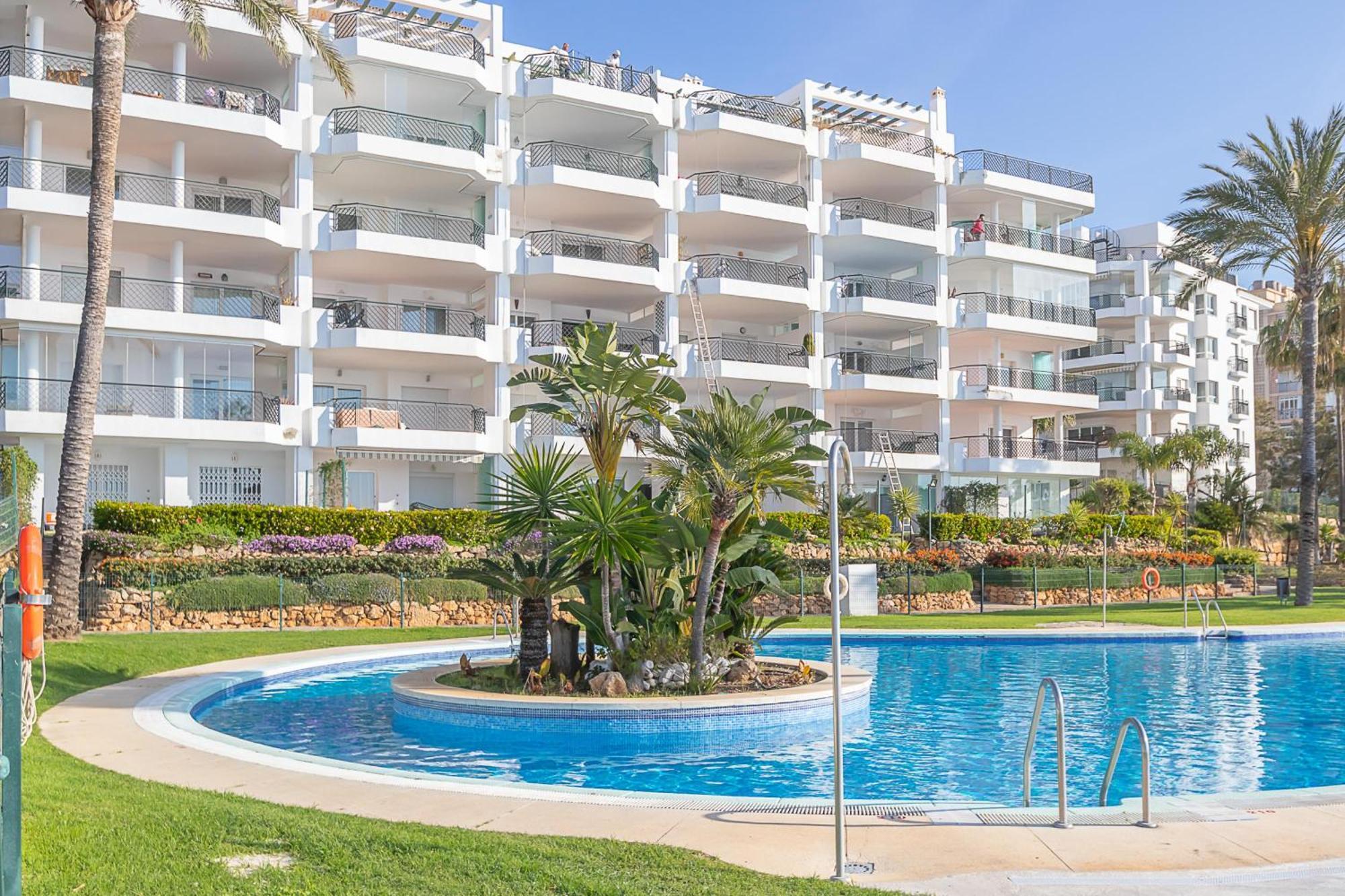 Mi Capricho Beach Front Sea View & Pool - Happy Rentals Sitio de Calahonda Buitenkant foto